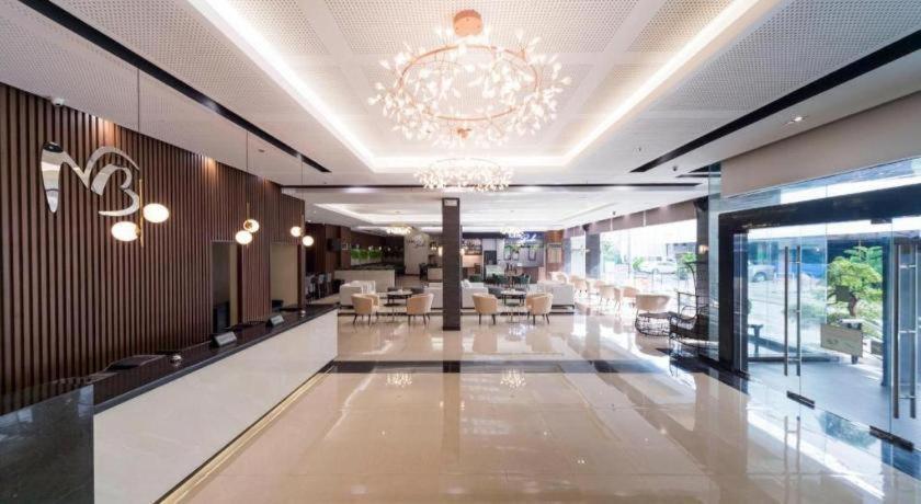 Mallberry Suites Business Hotel Кагаян де Оро Екстериор снимка