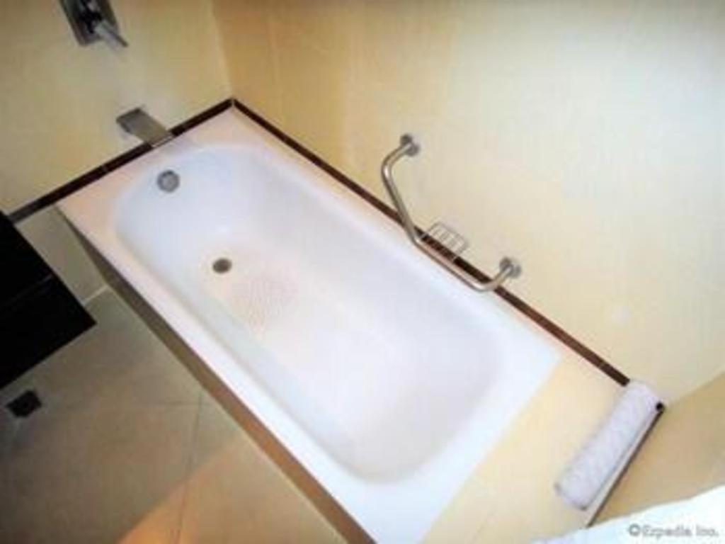 Mallberry Suites Business Hotel Кагаян де Оро Екстериор снимка