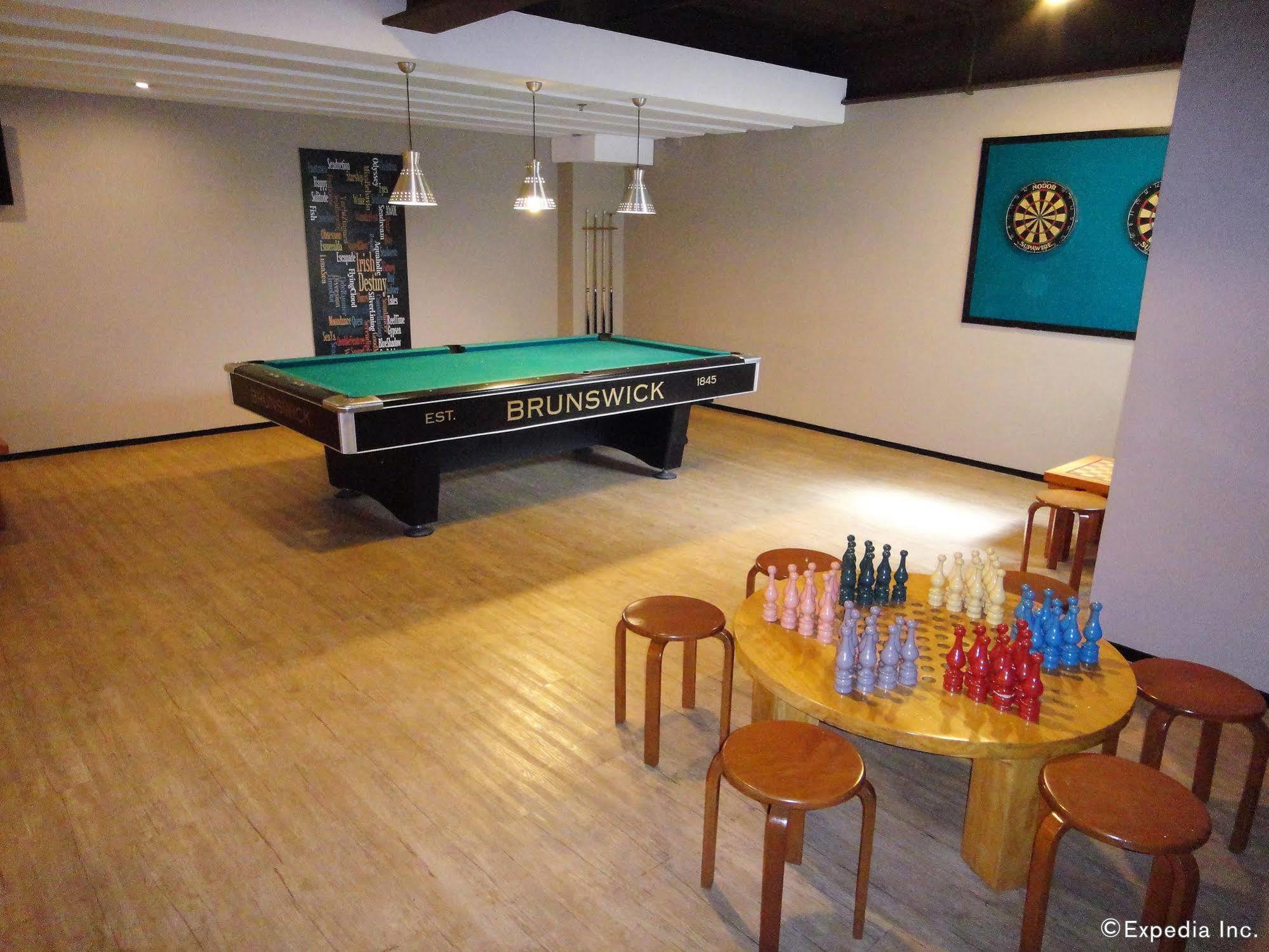 Mallberry Suites Business Hotel Кагаян де Оро Екстериор снимка